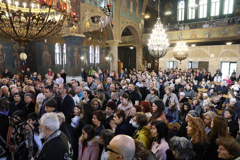 Η Αποκαθήλωση στη Μητρόπολη Δράμας